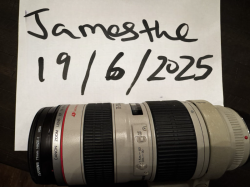 Canon EF 70-200mm F/2.8 USM Telephoto Zoom Lens
